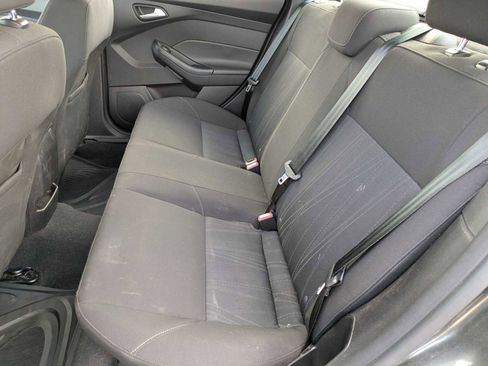 Used 2015 Ford Focus SE w/ SE Ecoboost Package image 17