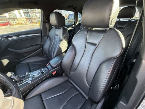 Used 2016 Audi A3 e-tron Premium Plus w/ Premium Plus Package image 31