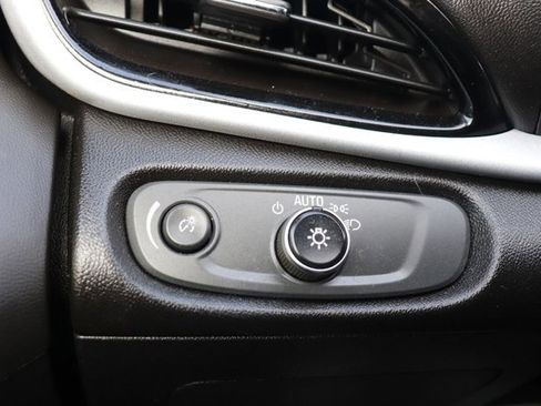 Used 2018 Chevrolet Volt LT image 23