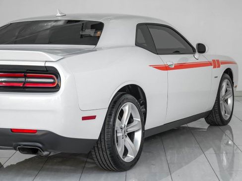 Used 2018 Dodge Challenger R/T w/ Sound Group image 57