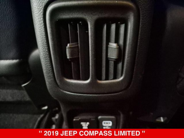 Used 2019 Jeep Compass Limited AWD/4WD image 29