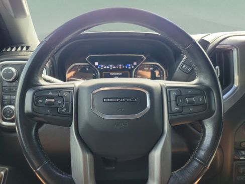 Used 2021 GMC Sierra 2500 Denali w/ Denali Ultimate Package AWD/4WD image 17