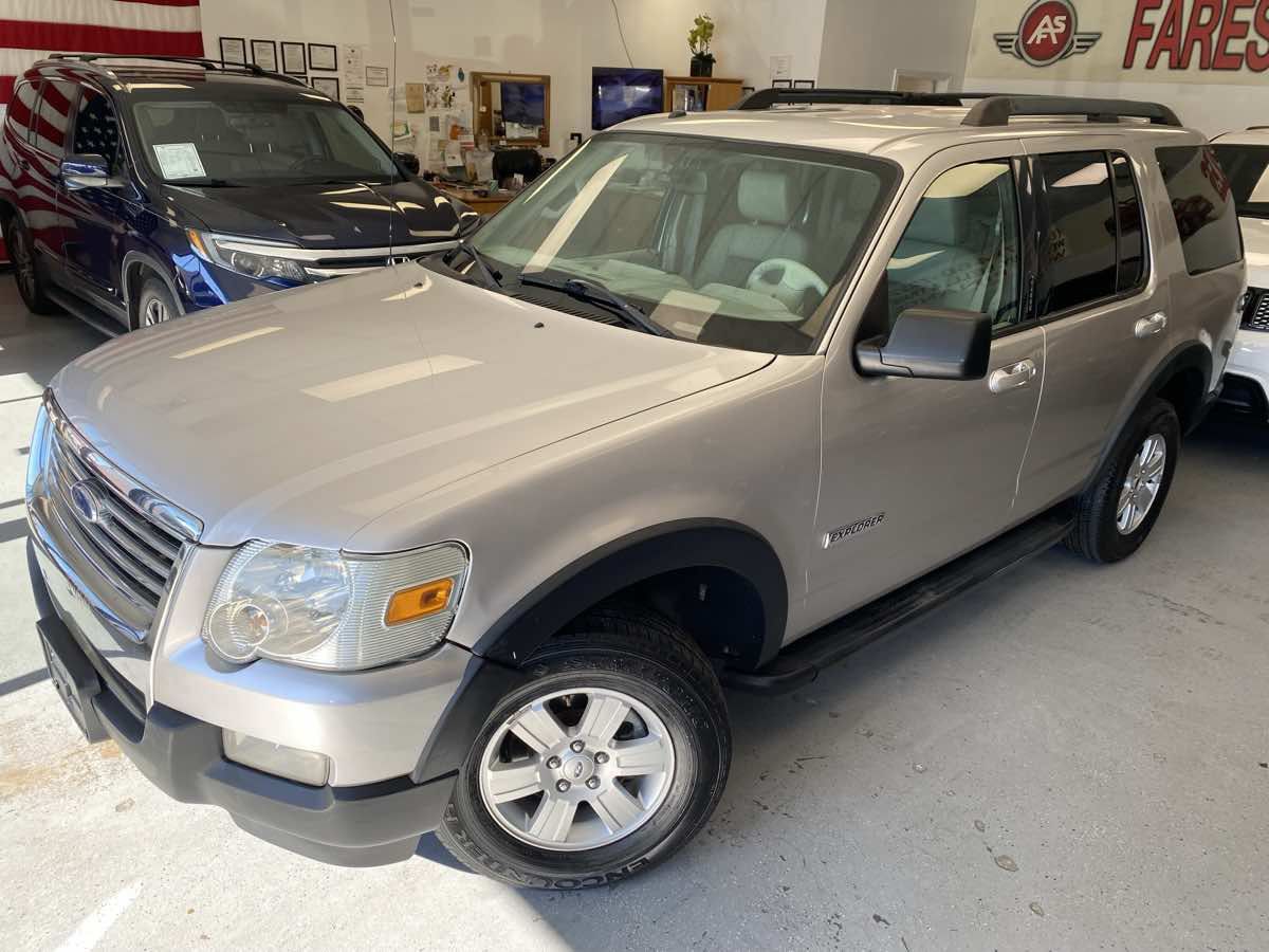 Used 2007 Ford Explorer XLT RWD image 6