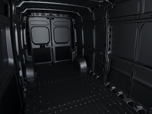 New 2026 RAM ProMaster 2500 w/ Premium Convenience Group FWD image 15