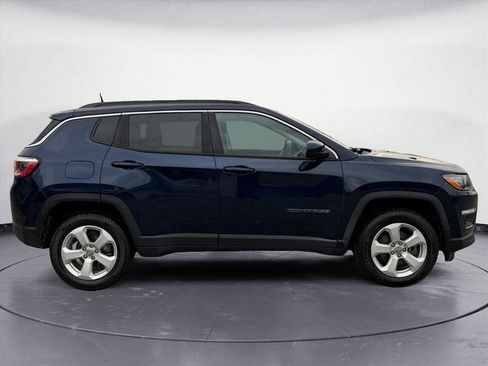 Used 2018 Jeep Compass Latitude w/ Cold Weather Group image 7