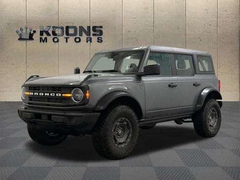 New 2025 Ford Bronco 4-Door w/ Sasquatch Package image 1