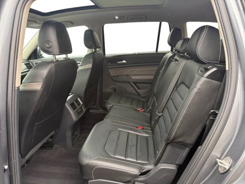 Certified 2023 Volkswagen Atlas SEL Premium image 16