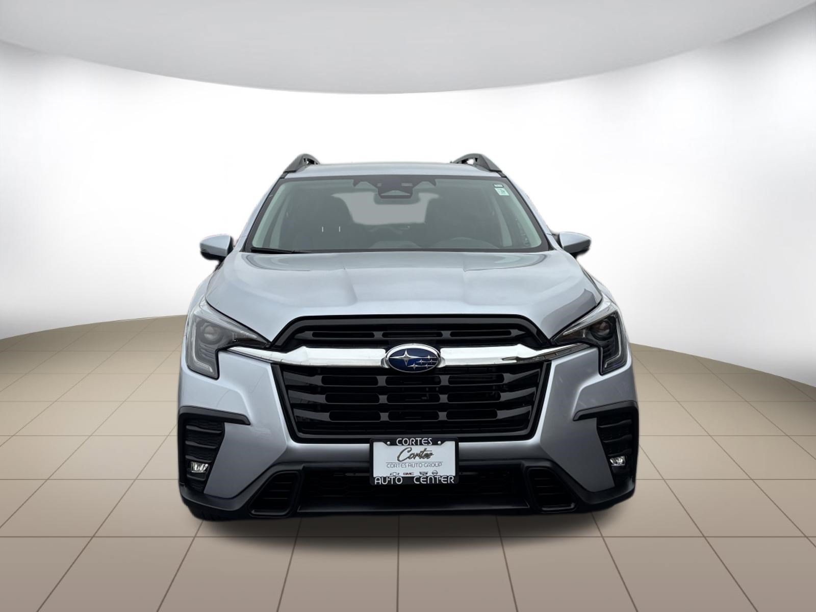 Used 2023 Subaru Ascent Limited AWD/4WD image 2