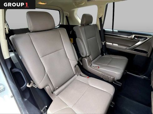 Used 2020 Lexus GX 460 Premium AWD/4WD image 17