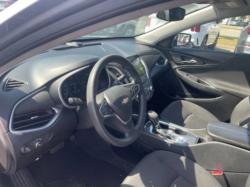 Used 2024 Chevrolet Malibu LT FWD image 8