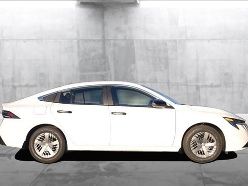 New 2026 Nissan Sentra S w/ Floor Mat Package image 5