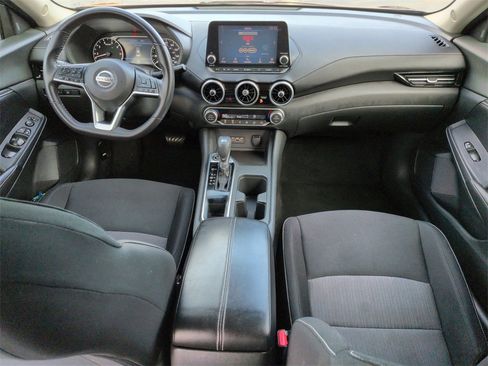 Used 2020 Nissan Sentra SV image 15