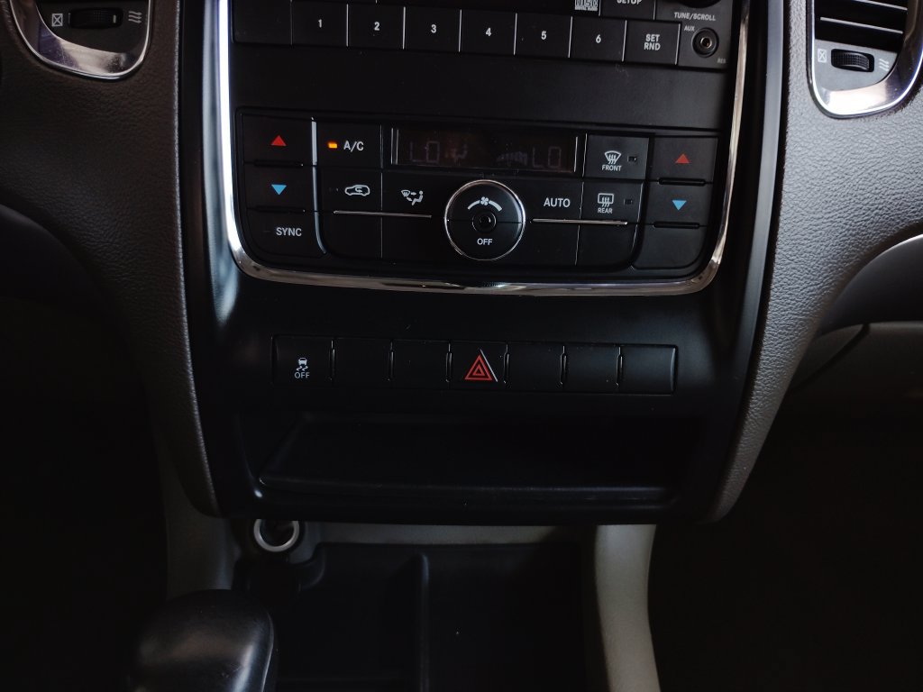 Used 2012 Dodge Durango SXT w/ Trailer Tow Group IV AWD/4WD image 36