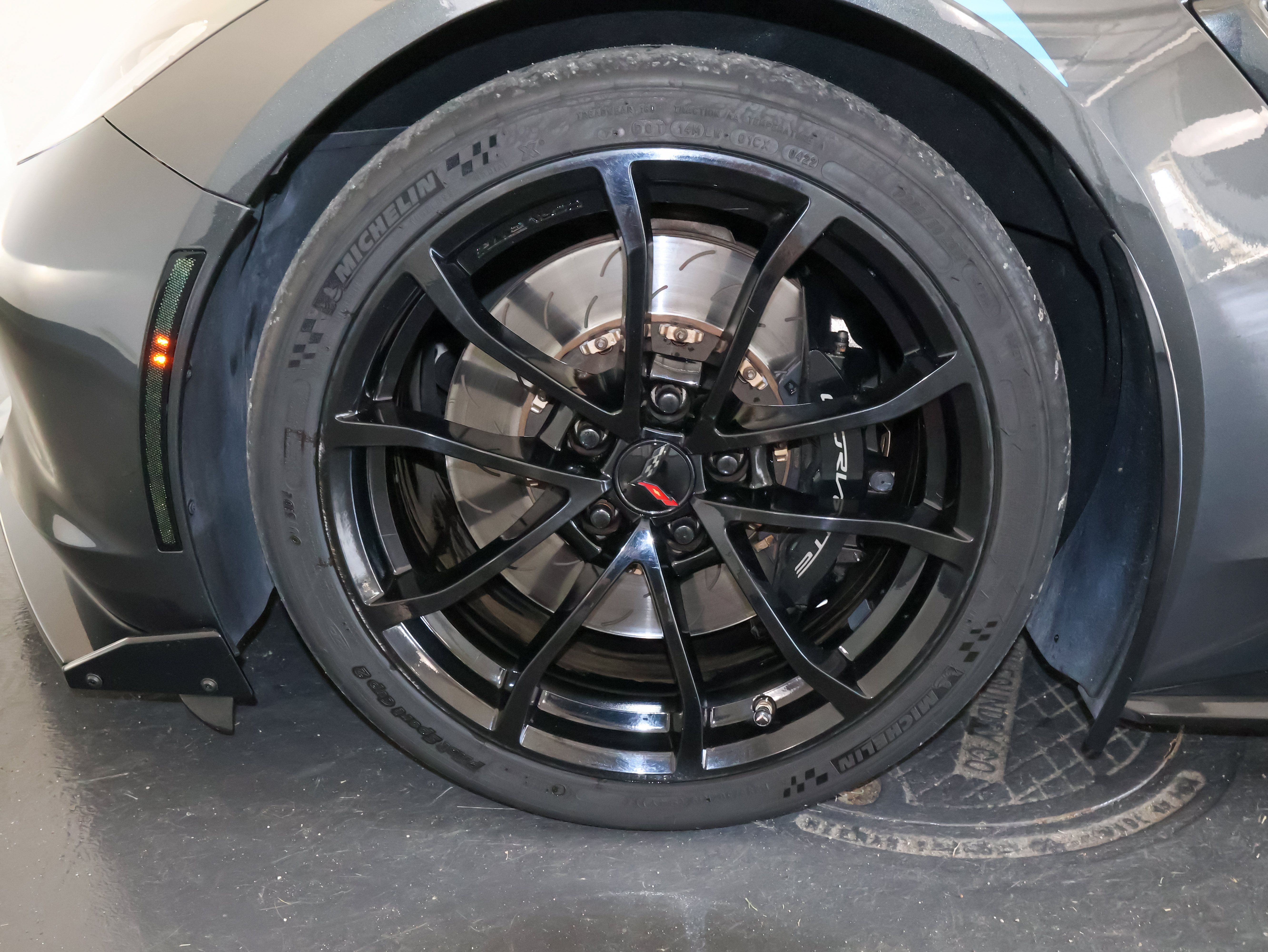 Used 2017 Chevrolet Corvette Grand Sport RWD image 36