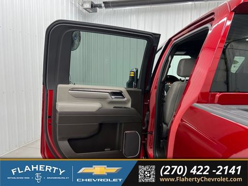 Used 2025 Chevrolet Silverado 3500 LTZ w/ LTZ Premium Package AWD/4WD image 10