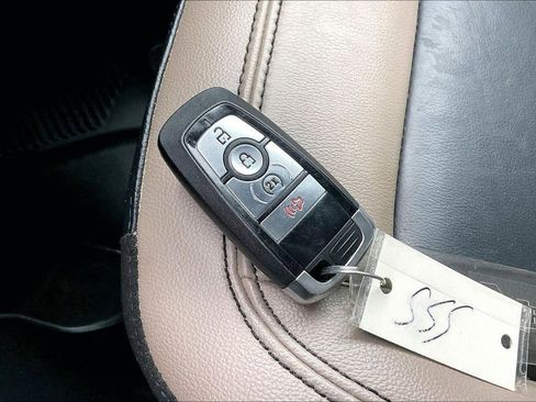 Used 2024 Ford Bronco Wildtrak AWD/4WD image 36