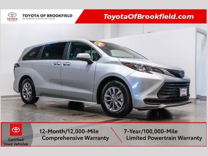 Certified 2025 Toyota Sienna LE