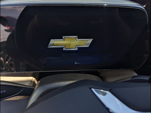 New 2026 Chevrolet Equinox ACTIV w/ LPO, Floor Liner Package AWD/4WD image 2