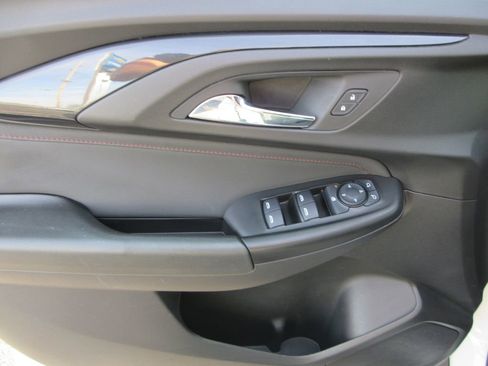 Used 2023 Chevrolet TrailBlazer RS w/ Convenience Package image 21