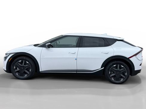 New 2025 Kia EV6 Light image 2