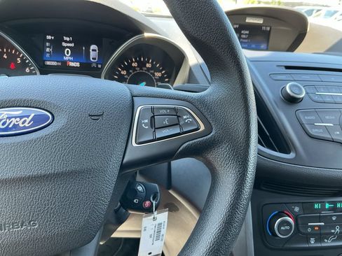 Used 2017 Ford Escape SE AWD/4WD image 20