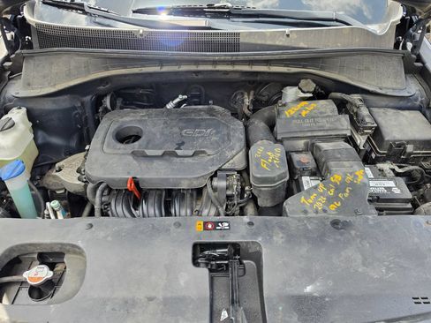 Used 2017 Kia Sorento AWD w/ LX Convenience Package image 8