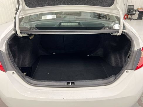Used 2019 Toyota Corolla LE FWD image 23