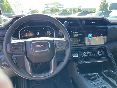 Used 2026 GMC Sierra 2500 AT4 w/ AT4 Premium Plus Package AWD/4WD image 7