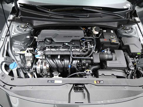 New 2026 Hyundai Elantra Sport FWD image 23