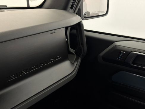 Used 2023 Ford Bronco 2-Door w/ Sasquatch Package image 29