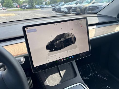 Used 2025 Tesla Model Y Performance AWD/4WD image 15
