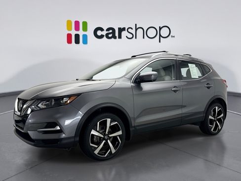 Used 2022 Nissan Rogue Sport SL AWD/4WD image 1