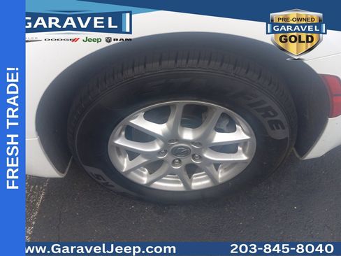 Used 2022 Chrysler Pacifica Touring-L FWD image 23