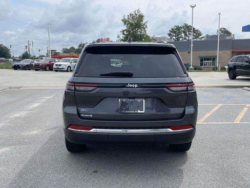 Used 2023 Jeep Grand Cherokee 4WD 4xe image 5
