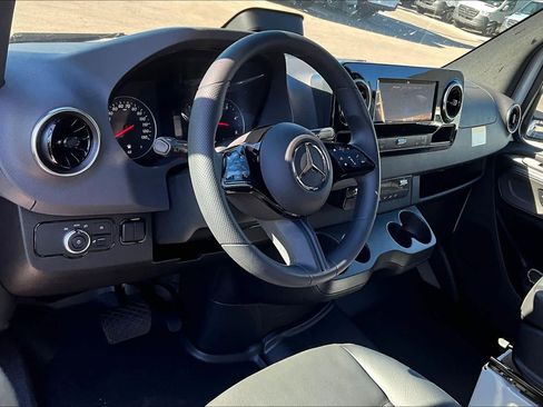 New 2026 Mercedes-Benz Sprinter 2500 image 8