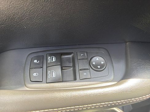 Used 2016 Dodge Challenger SRT Hellcat RWD image 17