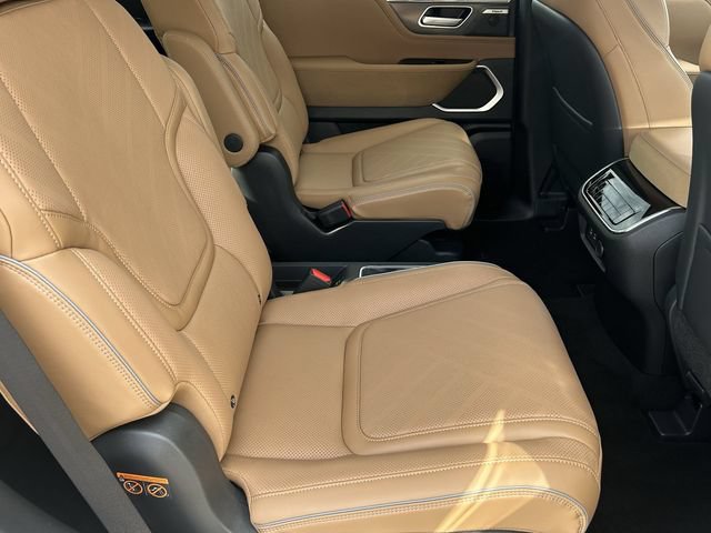 New 2027 INFINITI QX80 Luxe w/ Cargo Package AWD/4WD image 15