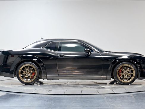 Used 2023 Dodge Challenger SRT Hellcat RWD image 19