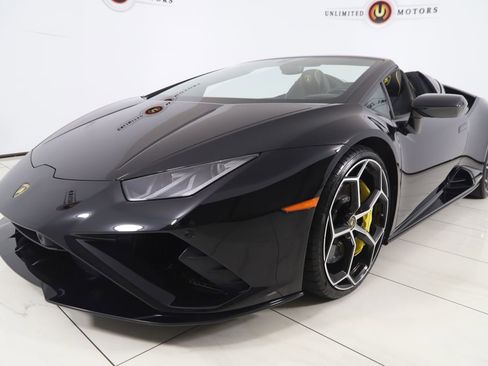 Used 2023 Lamborghini Huracan EVO image 94