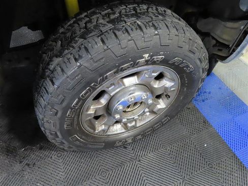 Used 2013 Ford F350 Lariat w/ Chrome Pkg image 12