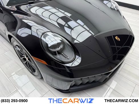 Used 2025 Porsche 911 Carrera 4 GTS image 2