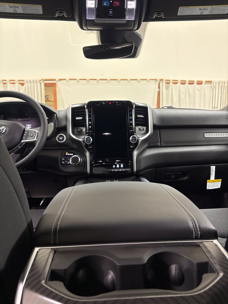 New 2027 RAM 1500 4x4 Crew Cab image 19