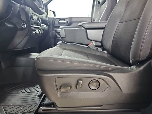 Certified 2023 Chevrolet Silverado 1500 Custom Trail Boss w/ LPO, Dark Essentials Package AWD/4WD image 32