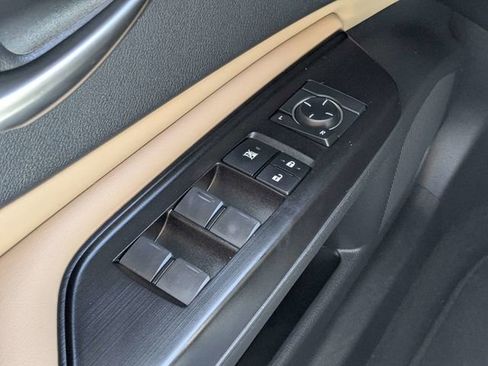 Used 2019 Lexus ES 350 w/ Premium Package FWD image 19