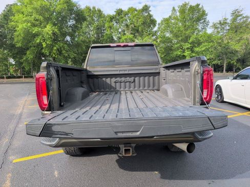 Used 2023 GMC Sierra 2500 AT4 w/ AT4 Preferred Package AWD/4WD image 5