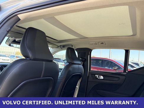 Certified 2025 Volvo XC40 B5 Plus image 30