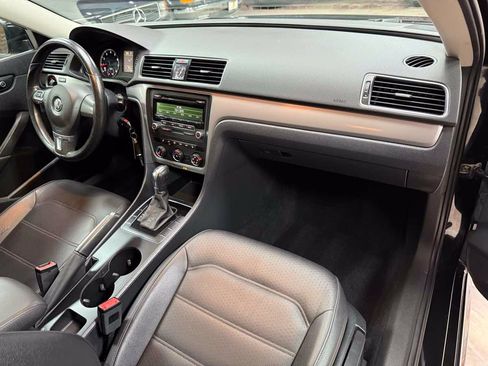 Used 2014 Volkswagen Passat 1.8T Wolfsburg Edition FWD image 11