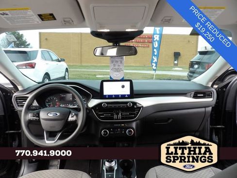 Certified 2022 Ford Escape SE image 11