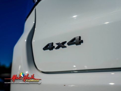 New 2026 Jeep Compass Limited image 5