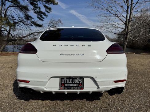 Used 2016 Porsche Panamera GTS image 6